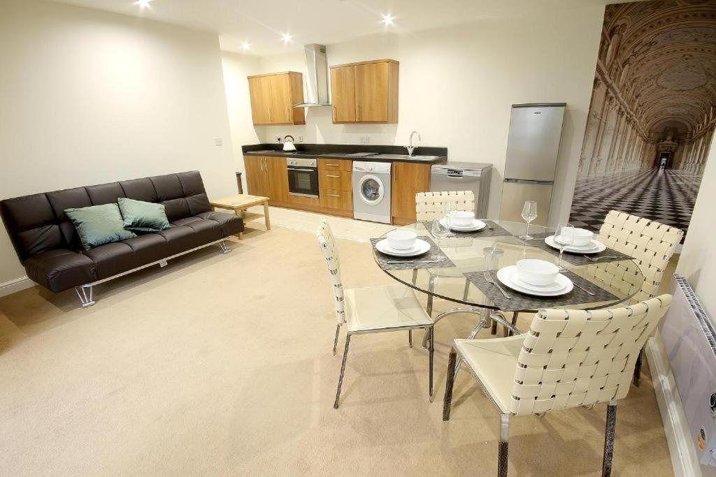 Courtyard Mews Wakefield Exterior photo